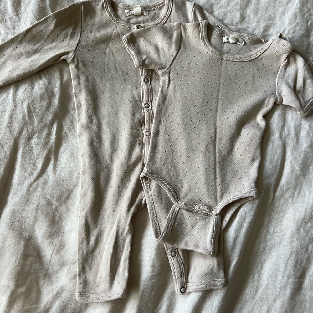 Siskin onesie and pajamas